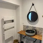 A 12 Mn De Cauterets *